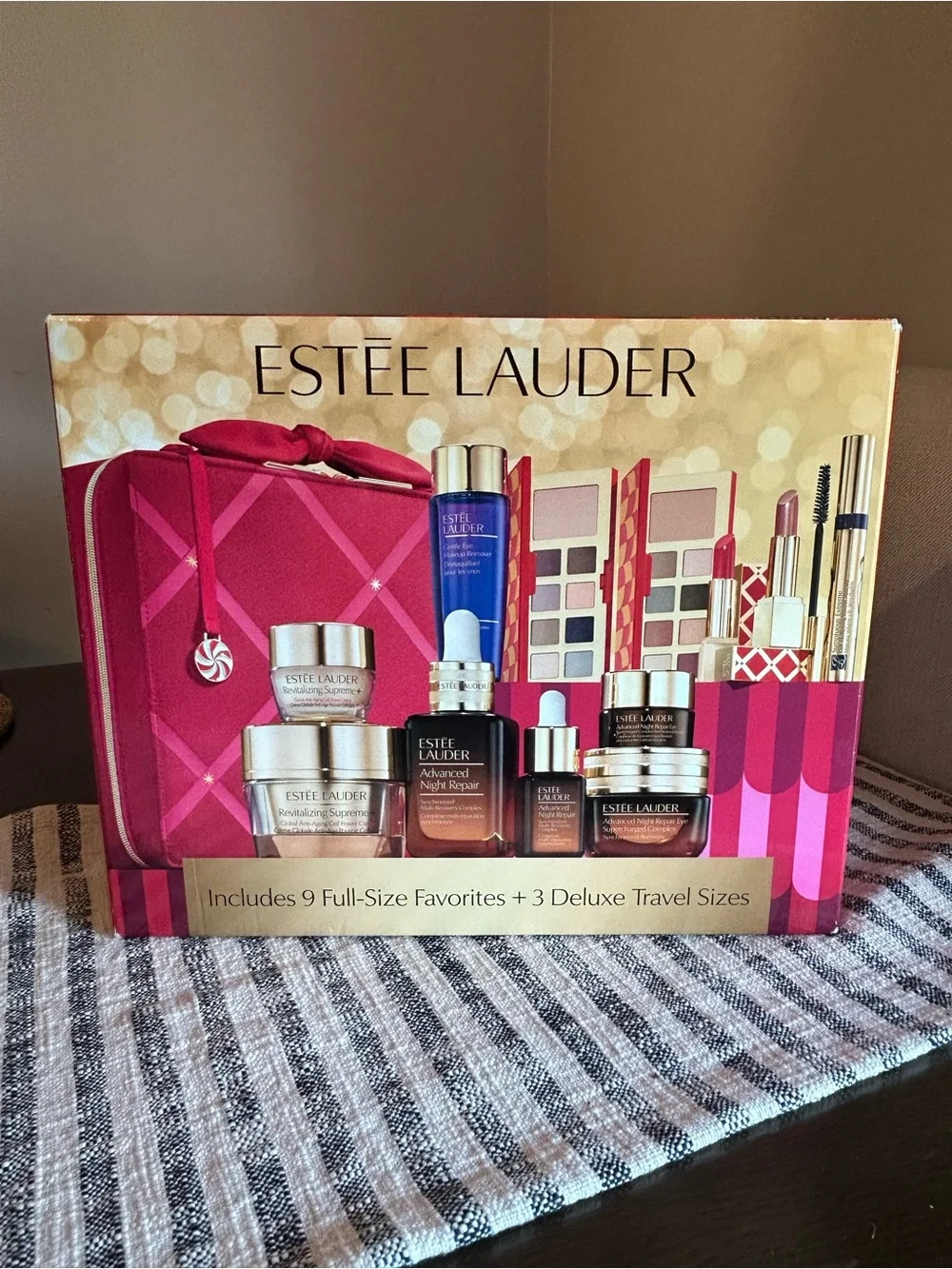 Estee Lauder Pink & Gold Holiday Makeup Eyeshadow Gift Set